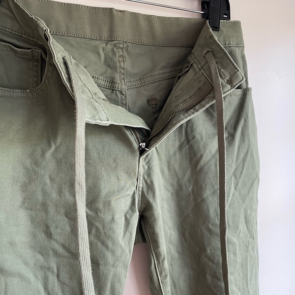 Uniqlo Olive Green Hidden Waist Drawstring Pants - Picture 4 of 5